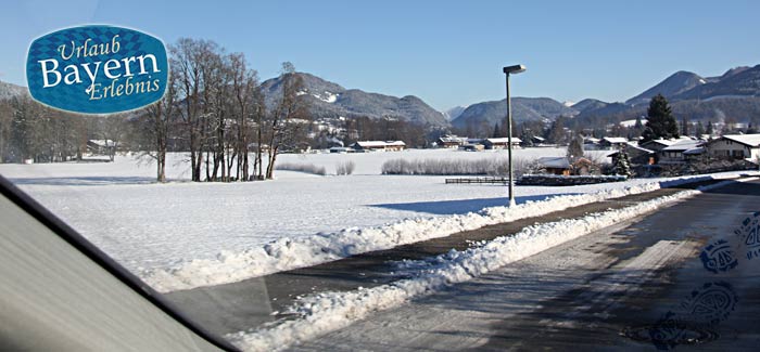 Winterliche Straßenverhältnisse in Bayern